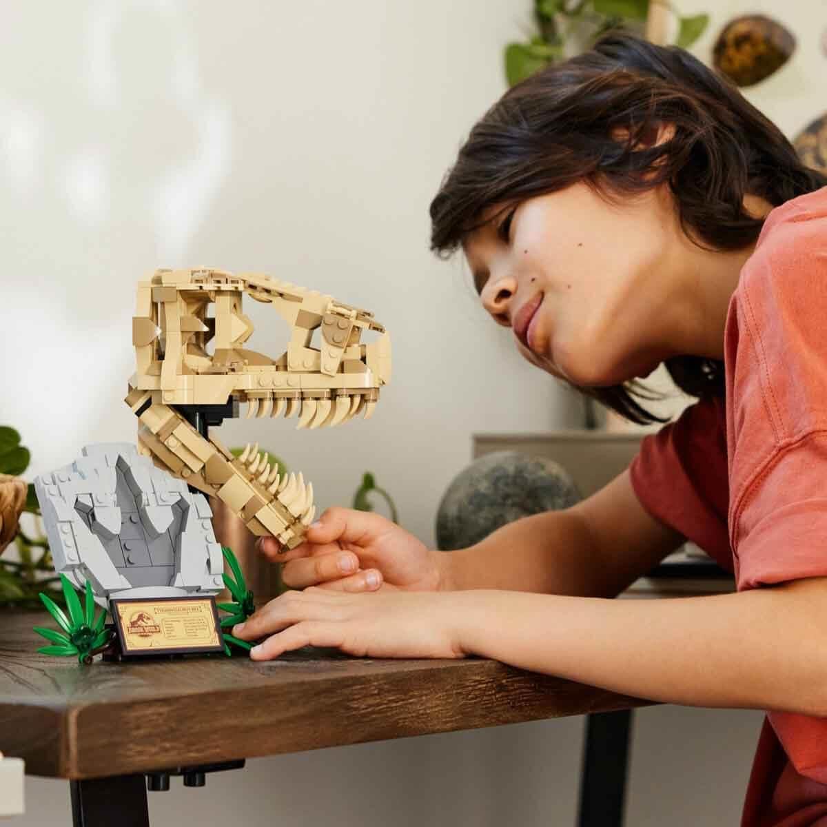 LEGO Jurassic World Dinosaur Fossils: T. rex Skull 76964(577 Pieces)