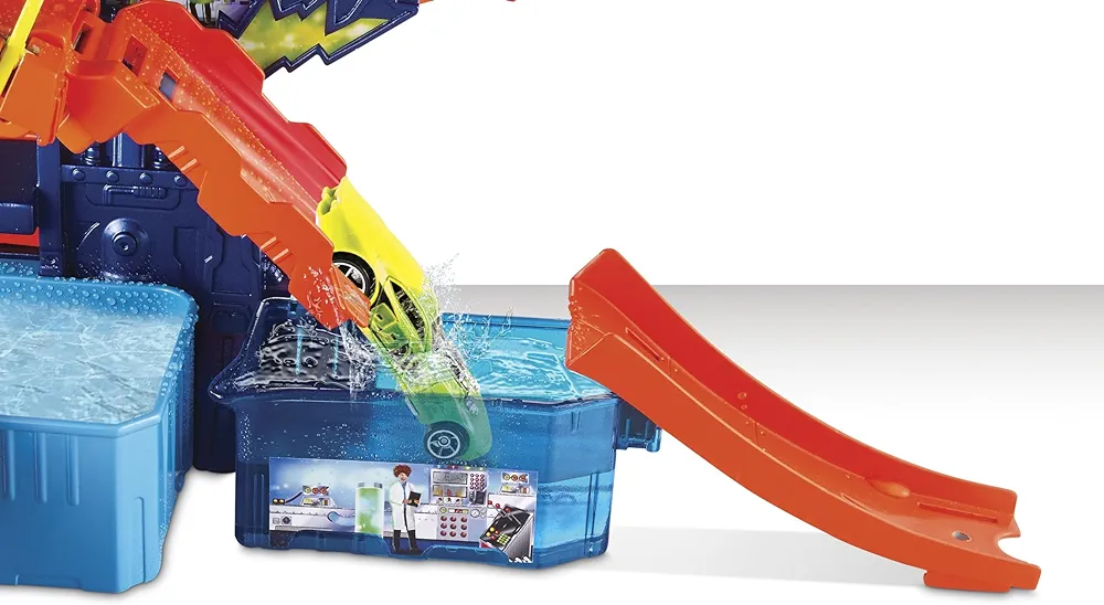 Hot Wheels Metal Shifters Color Splash Science Lab Playset
