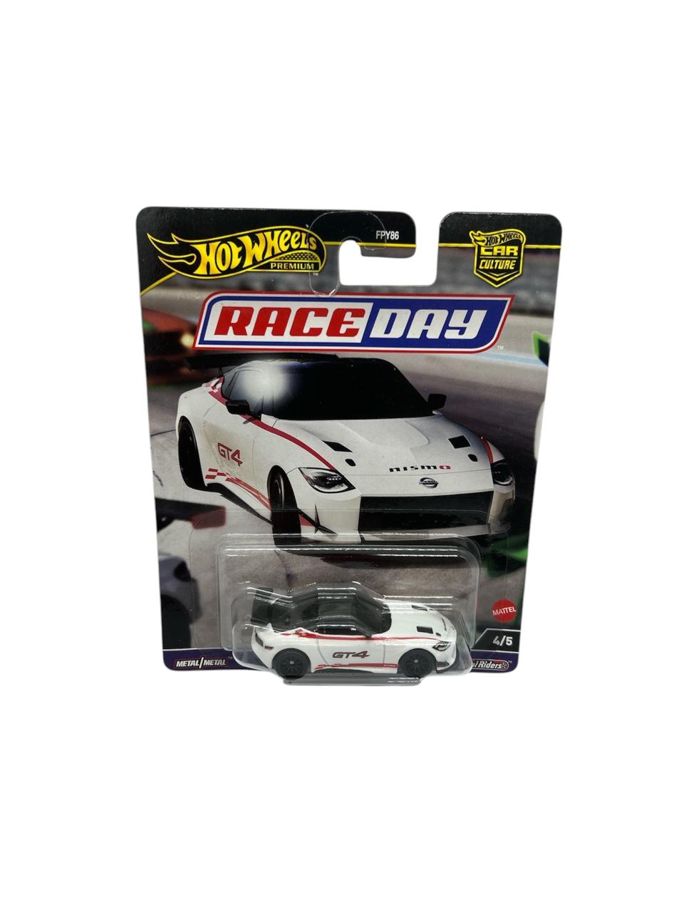Hot Wheels Premium Car Culture Nissan Z GT 4 Race Day