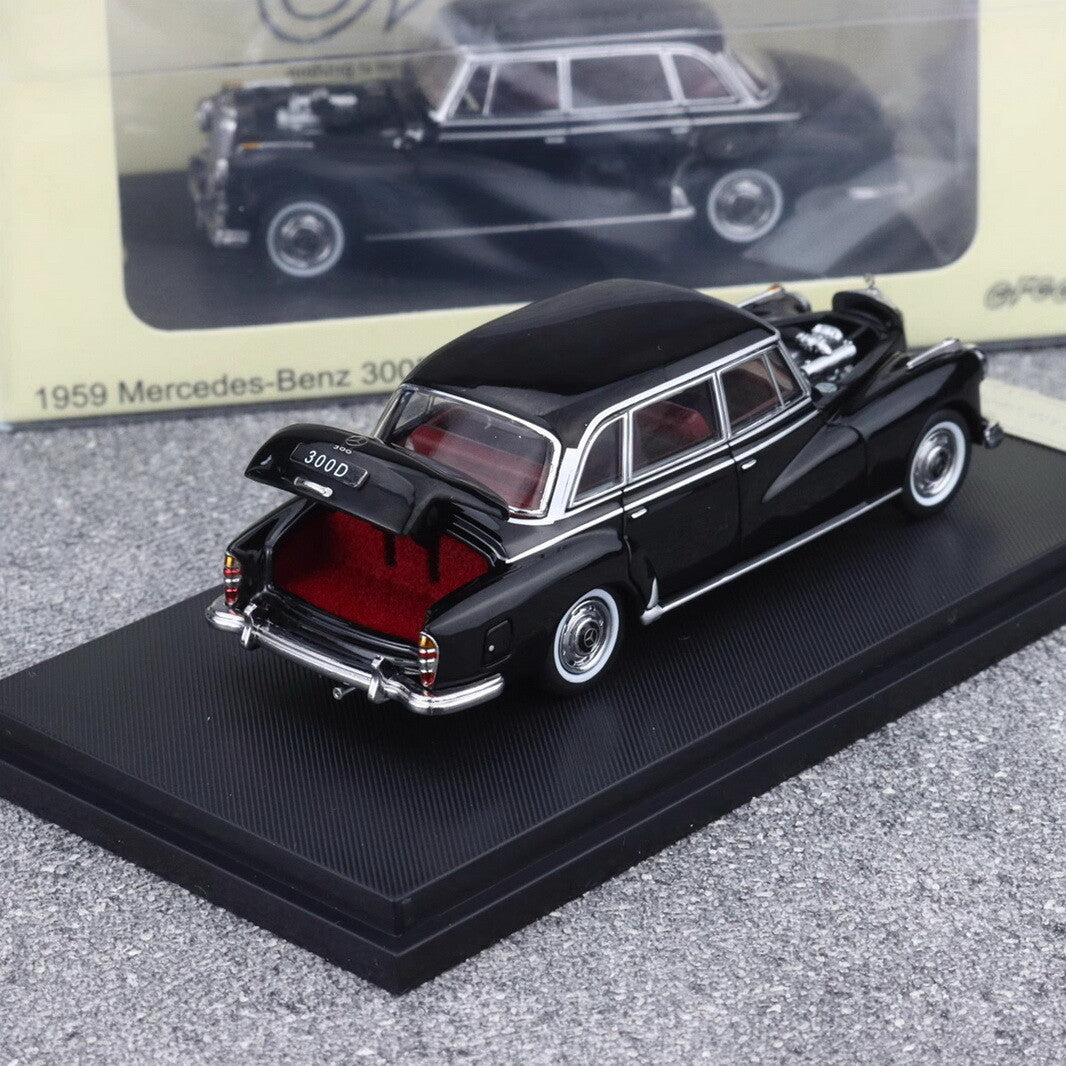 GFCC 1:64 Black 1959 300D Classic Vintage Sports Model Diecast Metal Car