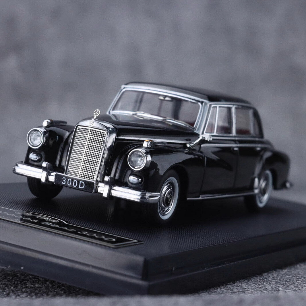 GFCC 1:64 Black 1959 300D Classic Vintage Sports Model Diecast Metal Car