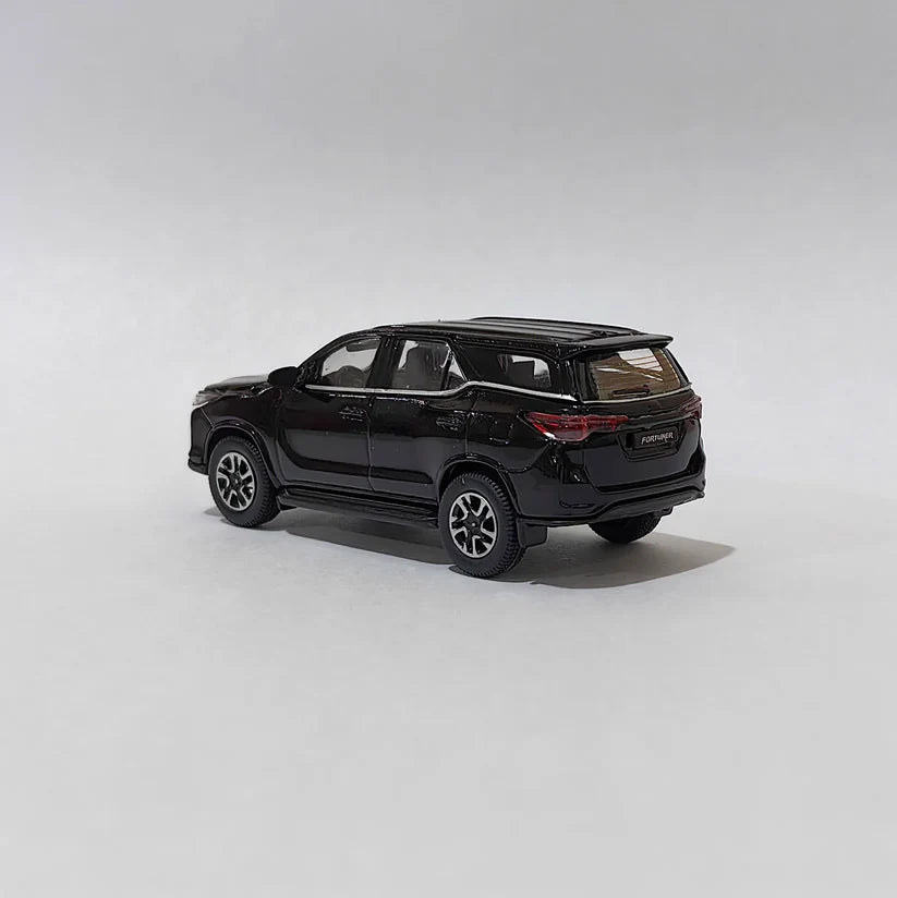 PARA64: 2023 Toyota Fortuner RHD (Attitude Black) 1:64 Scale