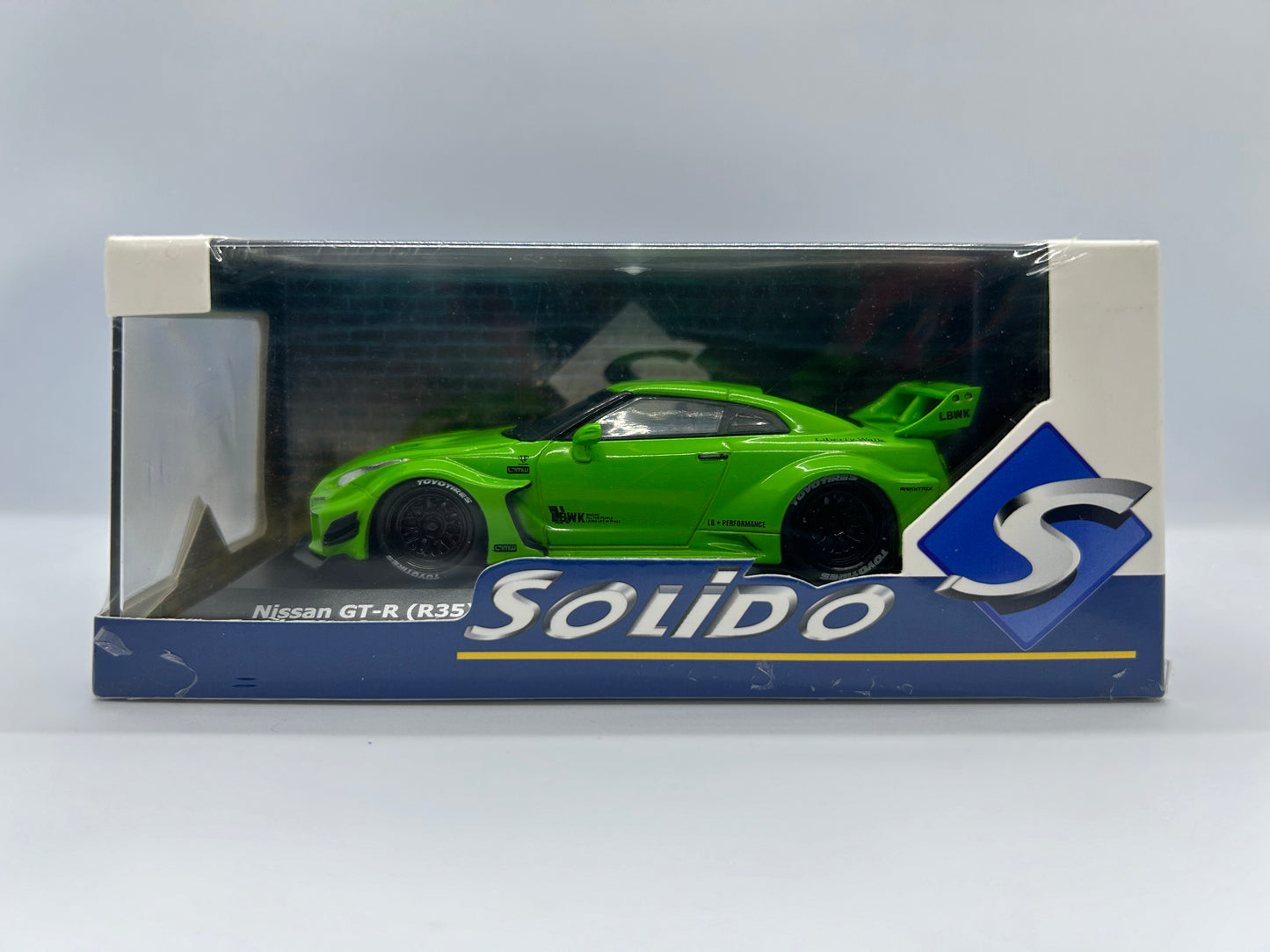 1/43 Solido Nissan GT-R (R35) Liberty Walk Body Kit (Acid Green) Diecast Car Model
