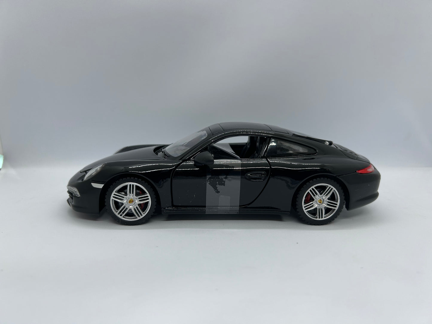 Rastar Porsche 911 Carrera S 1:24 Black