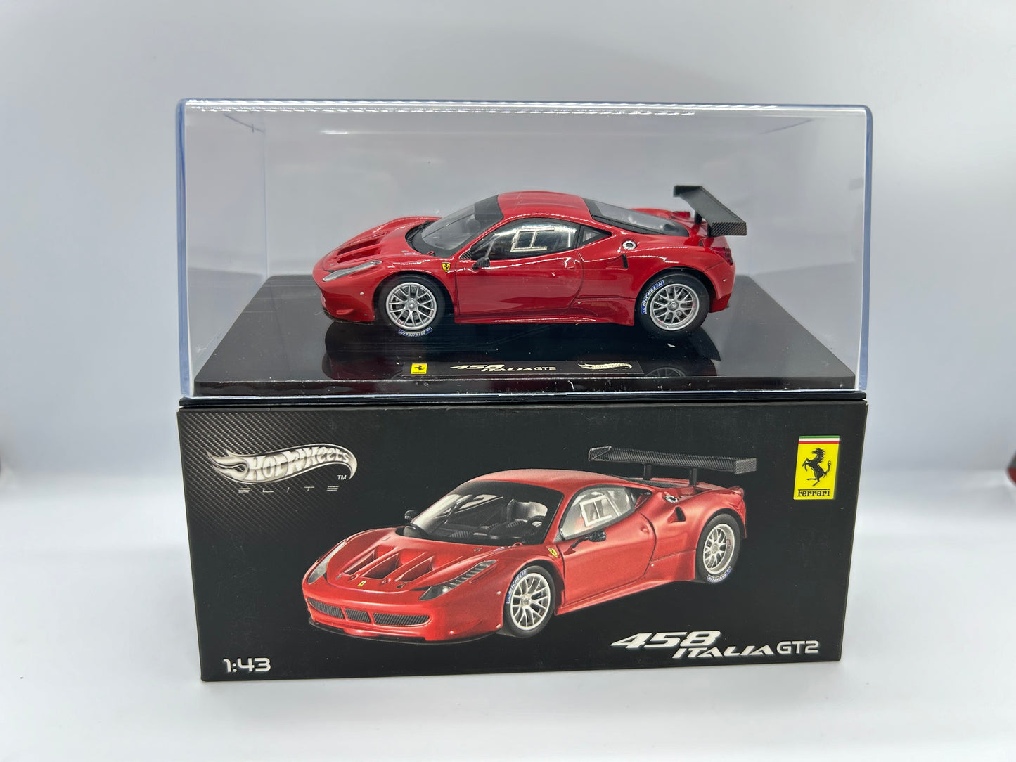 Hot Wheels Ferrari 458 Italia GT2 Red 1:43 Limited Edition