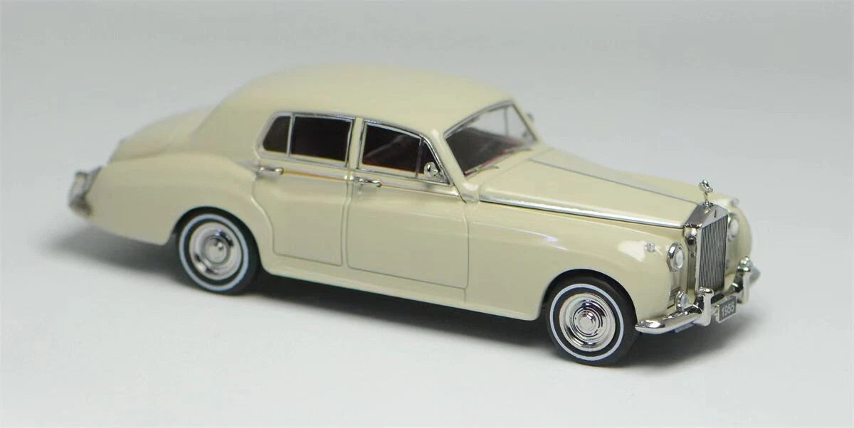 GFCC 1:64 1955 Royce Silver Cloud Limited Edition 499