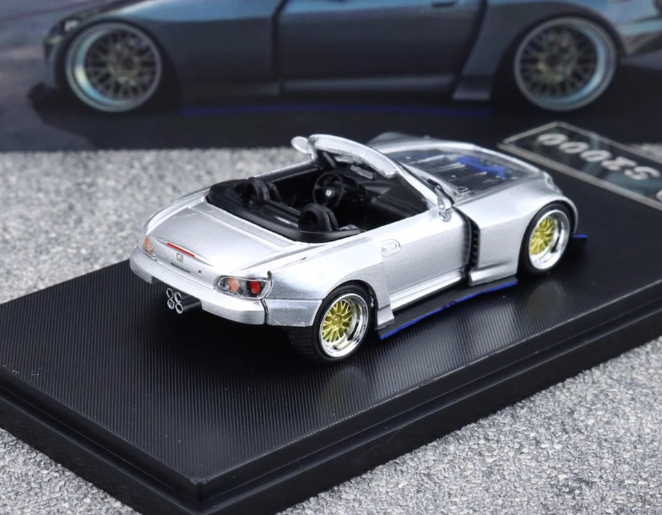 RM 1:64 Silver S2000 Convertible Widebody Sports Model Diecast Metal Car