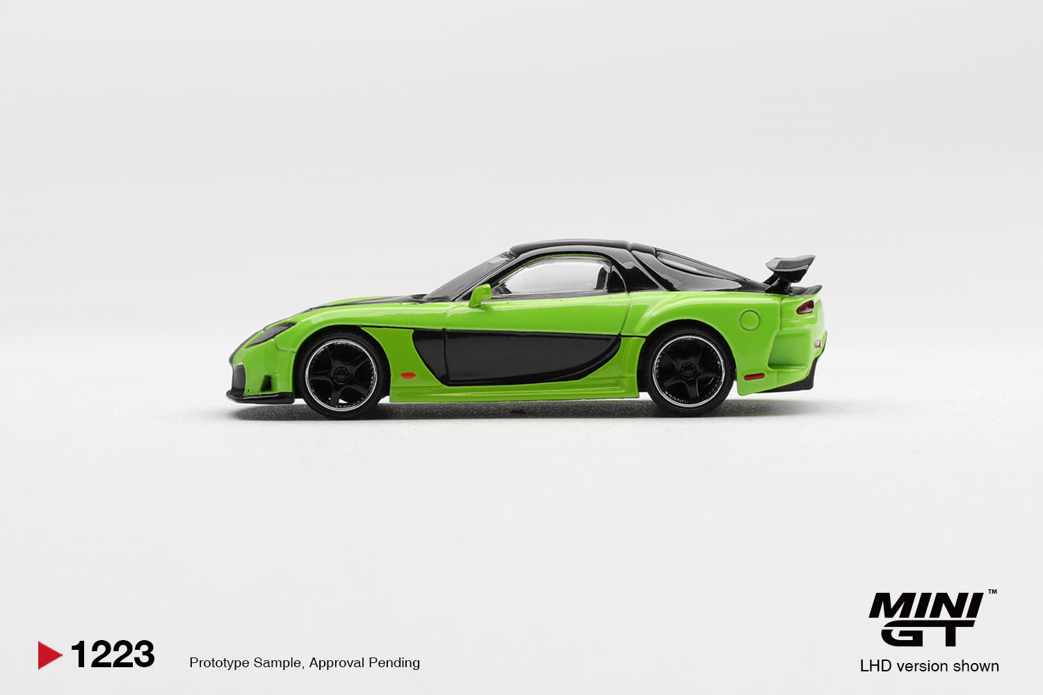 MINI GT Mazda RX-7 VeilSide Fortune7 Green Blister