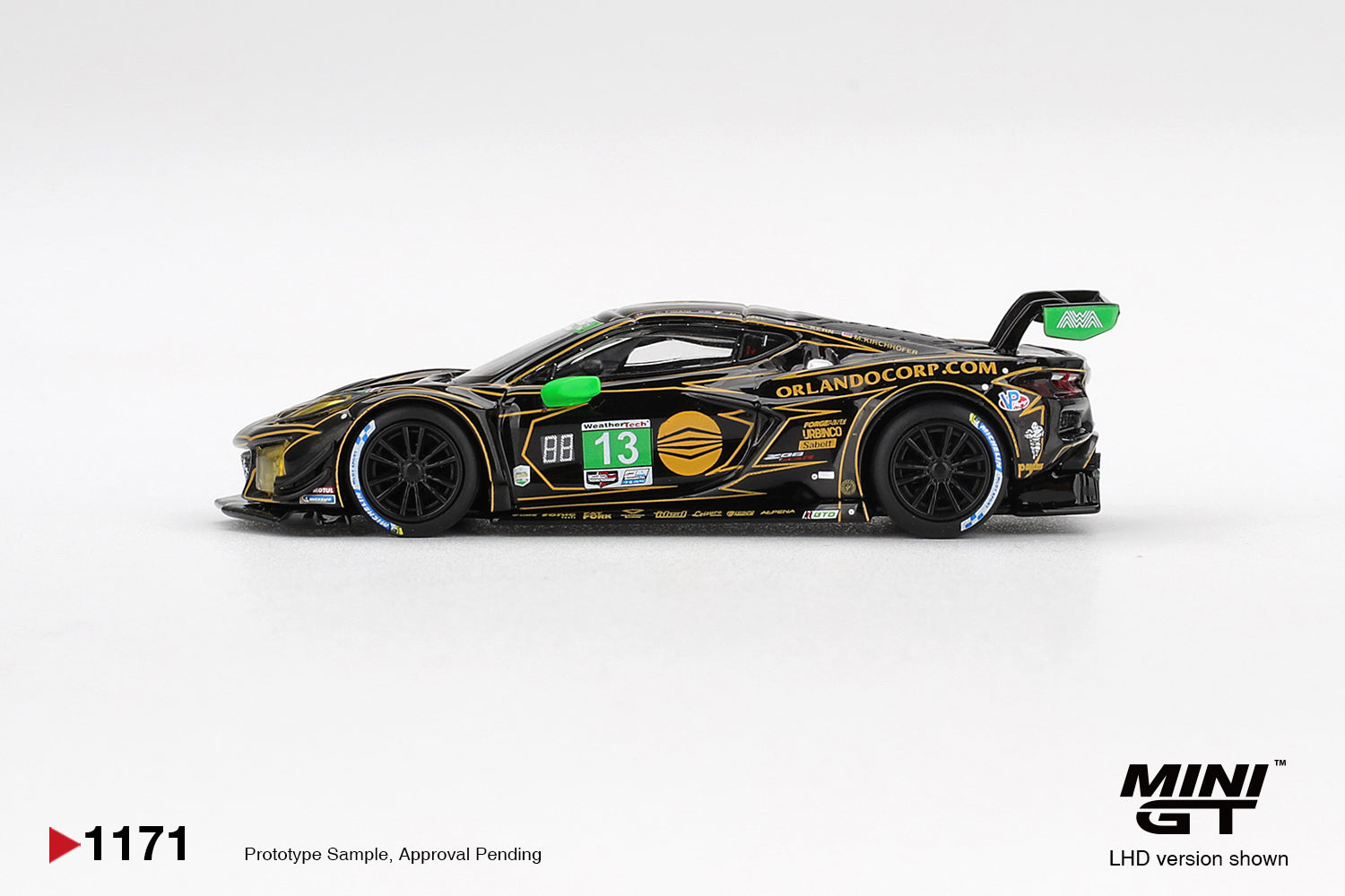 MINI GT Corvette GT3.R #13 IMSA Daytona collector car Cocoland Toys