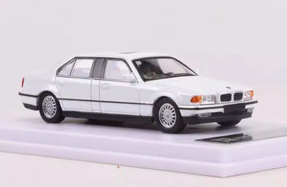 DCM 1:64 White 1996-98 E38 L7 728il Luxury Sedan Model Diecast Metal Car New