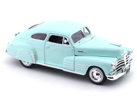 Maisto 1948 Chevrolet Fleetline Aerosedan green 1:24  Licensed Diecast Scale Model Car Collectible