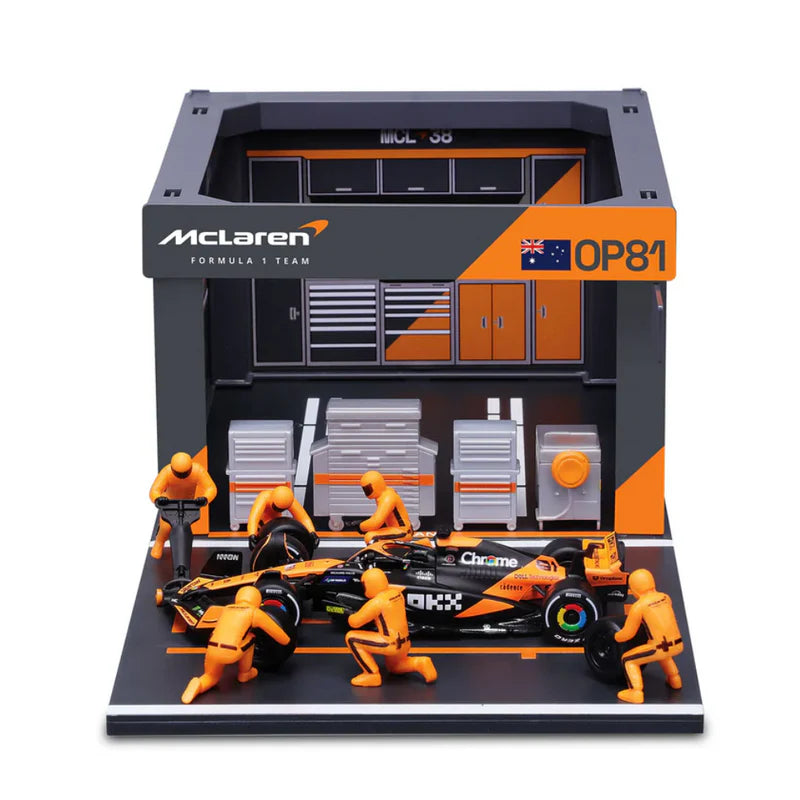 Bburago McLaren MCL38 Piastri Diorama 1:43 F1 Set Cocoland Toys