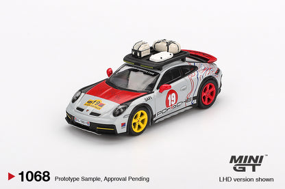 MINI GT Porsche 911 Dakar "Uncle Rally"