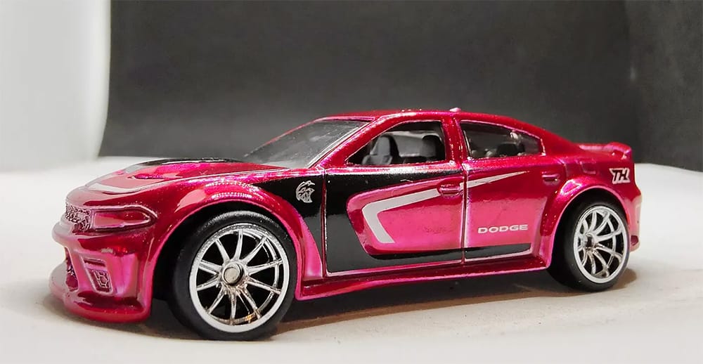 20 Dodge Charger Hellcat - 2025 Hot Wheels Super Treasure Hunt