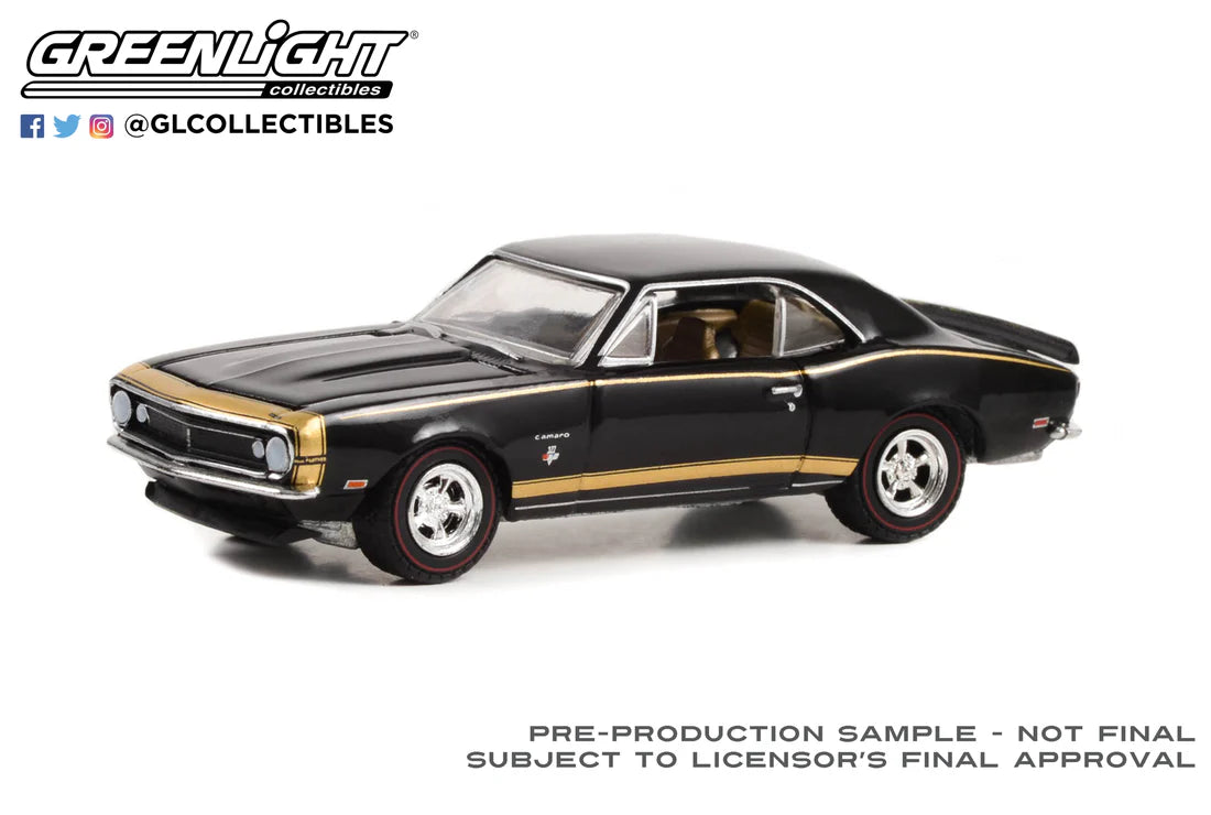Greenlight Collectibles 1:64 Scale Die-Cast 1967 Chevrolet Camaro Black Panther hobby exclusive Model