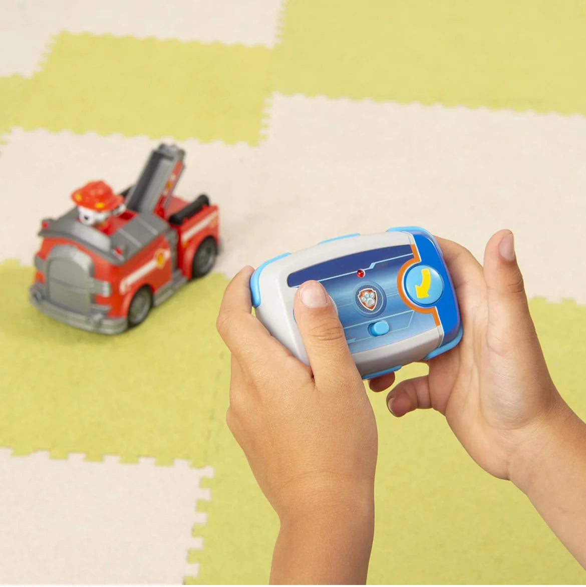 PAW Patrol, Chase Remote Control Police Cruiser with 2-Way Steering, for Kids Aged 3 and Up