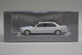 DCM 1:64 White 1996-98 E38 L7 728il Luxury Sedan Model Diecast Metal Car New
