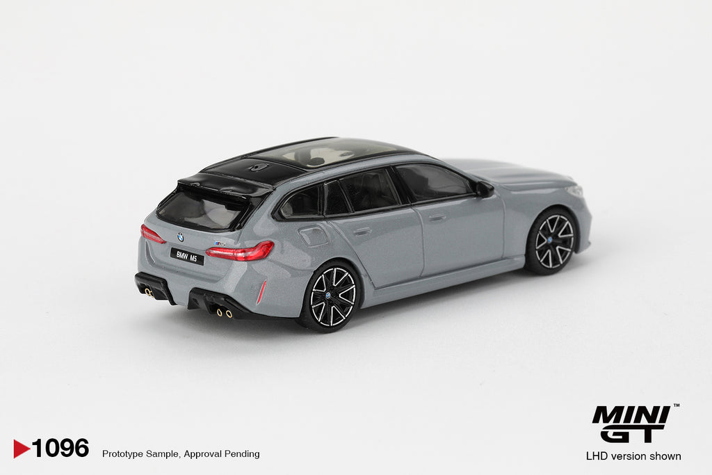 MINI GT BMW M5 Touring Brooklyn Grey Metallic