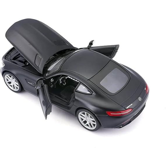 Maisto 1:24 Mercedes-Benz AMG GT Diecast Vehicle With Acrylic Case