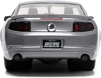 Jada Toys Big Time Muscle 1:24 2010 Ford Mustang GT Die-cast Car