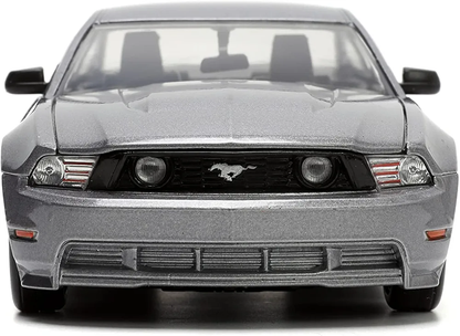 Jada Toys Big Time Muscle 1:24 2010 Ford Mustang GT Die-cast Car
