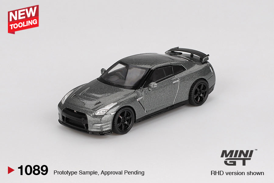 MINI GT NISSAN GT-R 2013 Dark Metal Gray (NISMO R35 CRS Version)