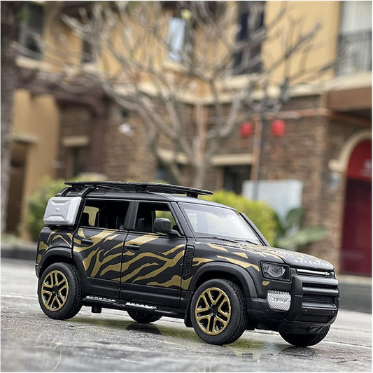 CCA Land Rover Defender Tiger Style Alloy Diecast Metal