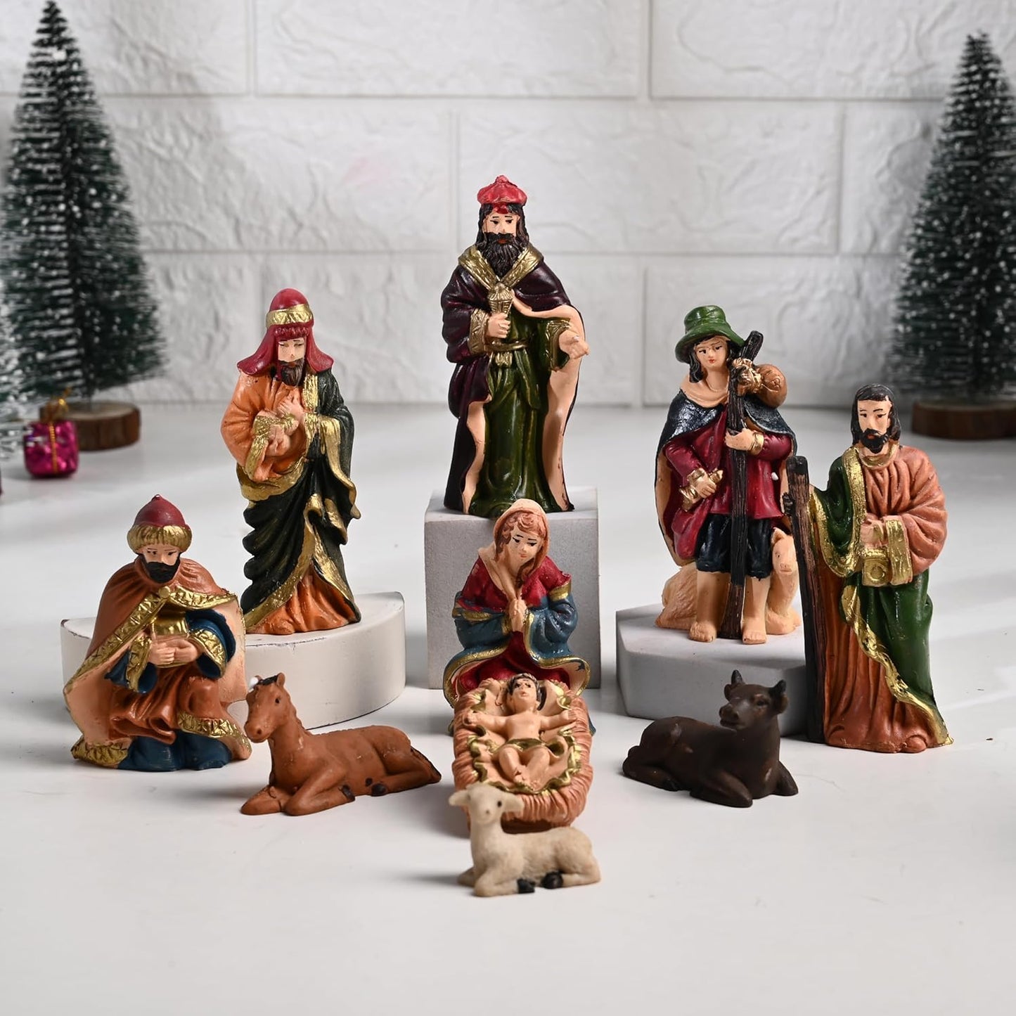 Decorative Christmas Crib Nativity Jesus Family Set 10 Pieces Christmas Gifting for Neighbour, Employees, Friends, Colleague | Showpiece Idol for Home Decor