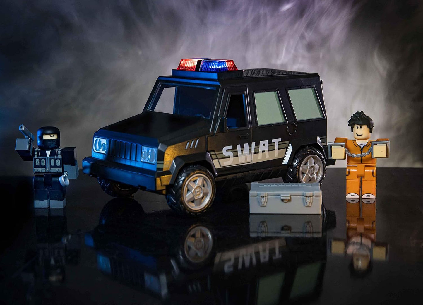 Roblox Jailbreak: SWAT Unit Deluxe Vehicle