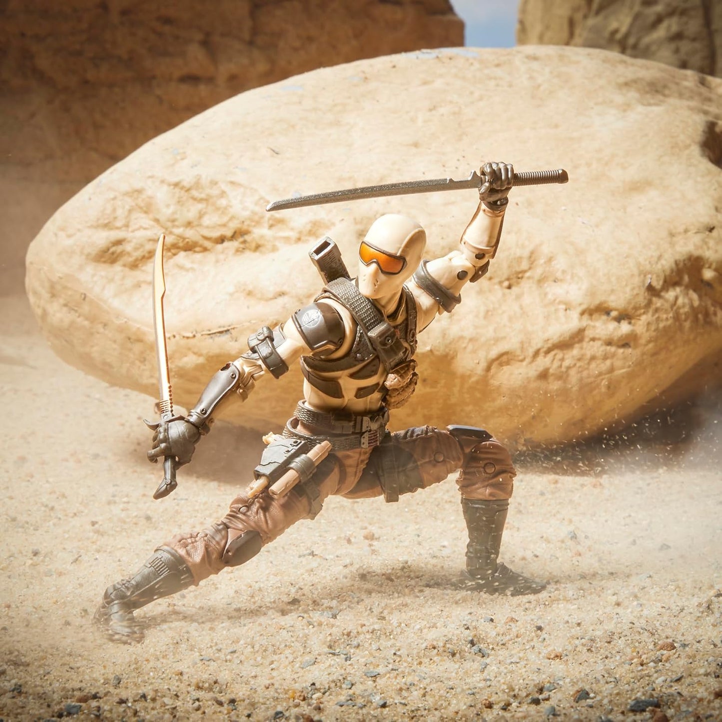 G.I. Joe Classified Series Desert Commando Snake Eyes, Collectible G.I. Joe Action Figures, 92, 6-Inch Action Figures for Boys & Girls, with 9 Accessories