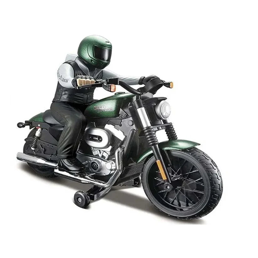 Green Harley-Davidson XL 1200N Nightster RC motorcycle with rider figure side view Cocoland Toys