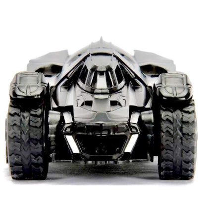 Batmobile 2015 w/Batman Figure (Batman Arkham Knight) 1:24 Die Cast