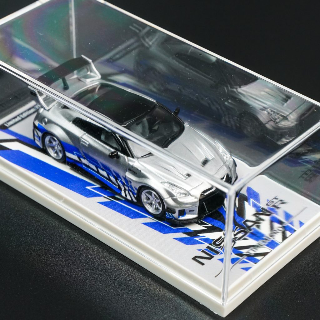 TIMEMICRO Nissan GT-R R35 Silver | 1:64 Scale Limited Edition