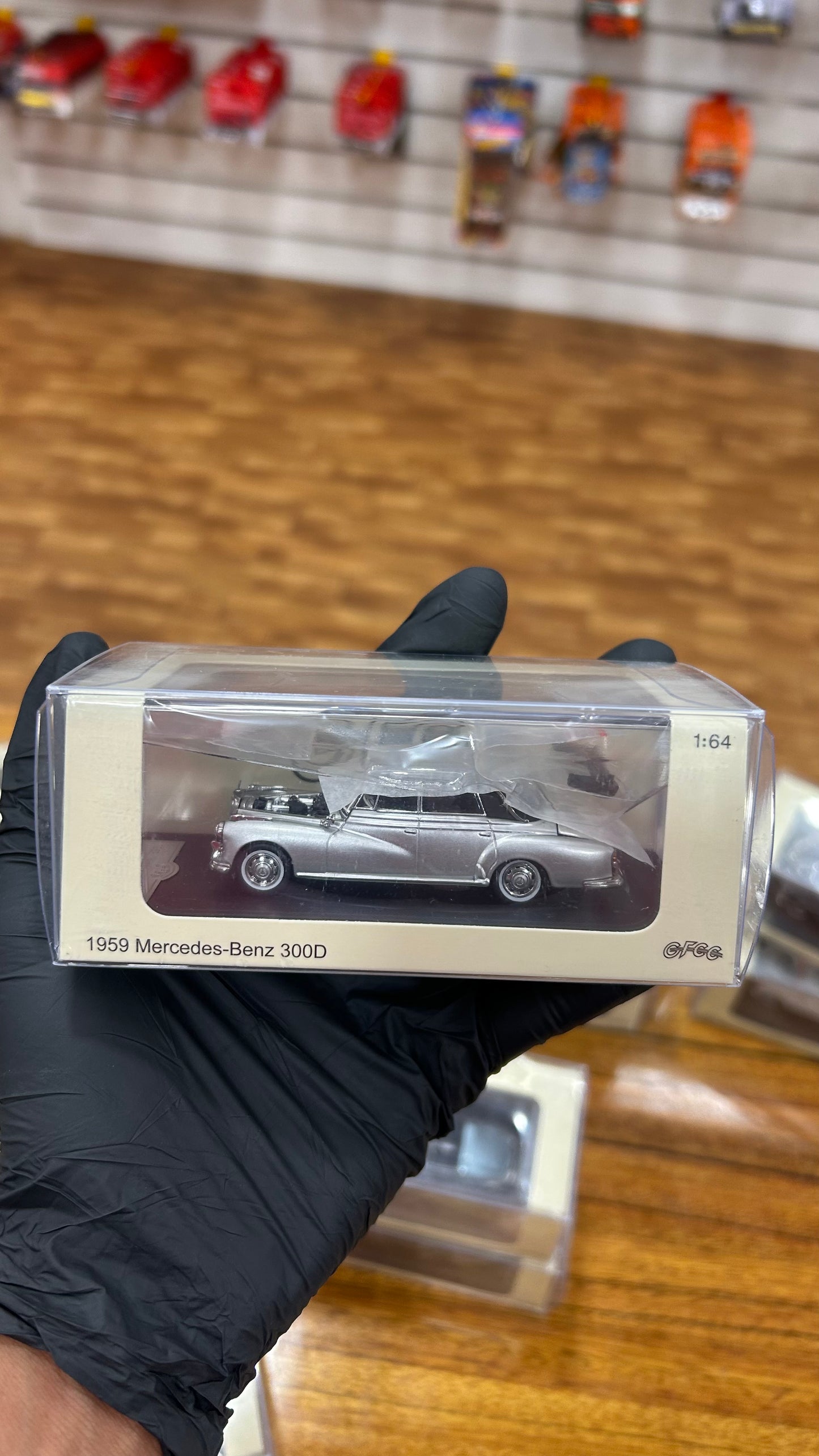 GFCC 1:64 1959 Mercedes- Benz 300D Limited Edition 499