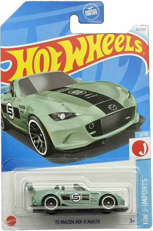 Hot Wheels 1:64 Scale Green 2024 Mazda MX-5 Miata Diecast Car - Mainline (2024) 69/250