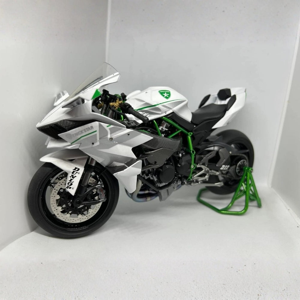 Speed Motocycle 1:9 Scale Kawasaki Ninja H2R Diecast Motorcycle Model with Display Stand ( White )