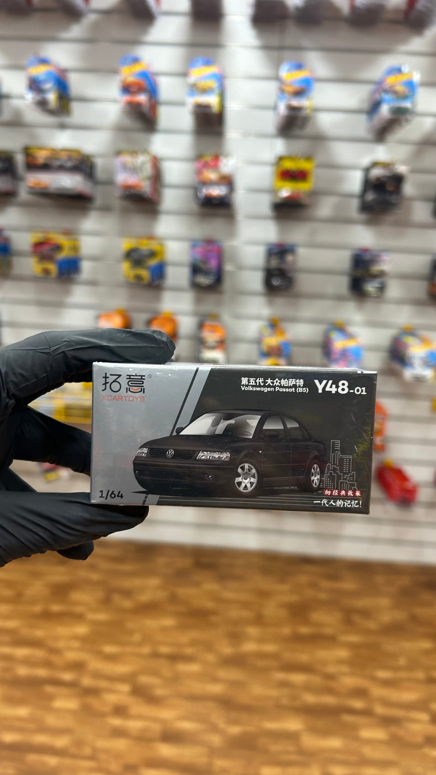 Pop Race 1:64 Scale Volkswagen Passat (B5)