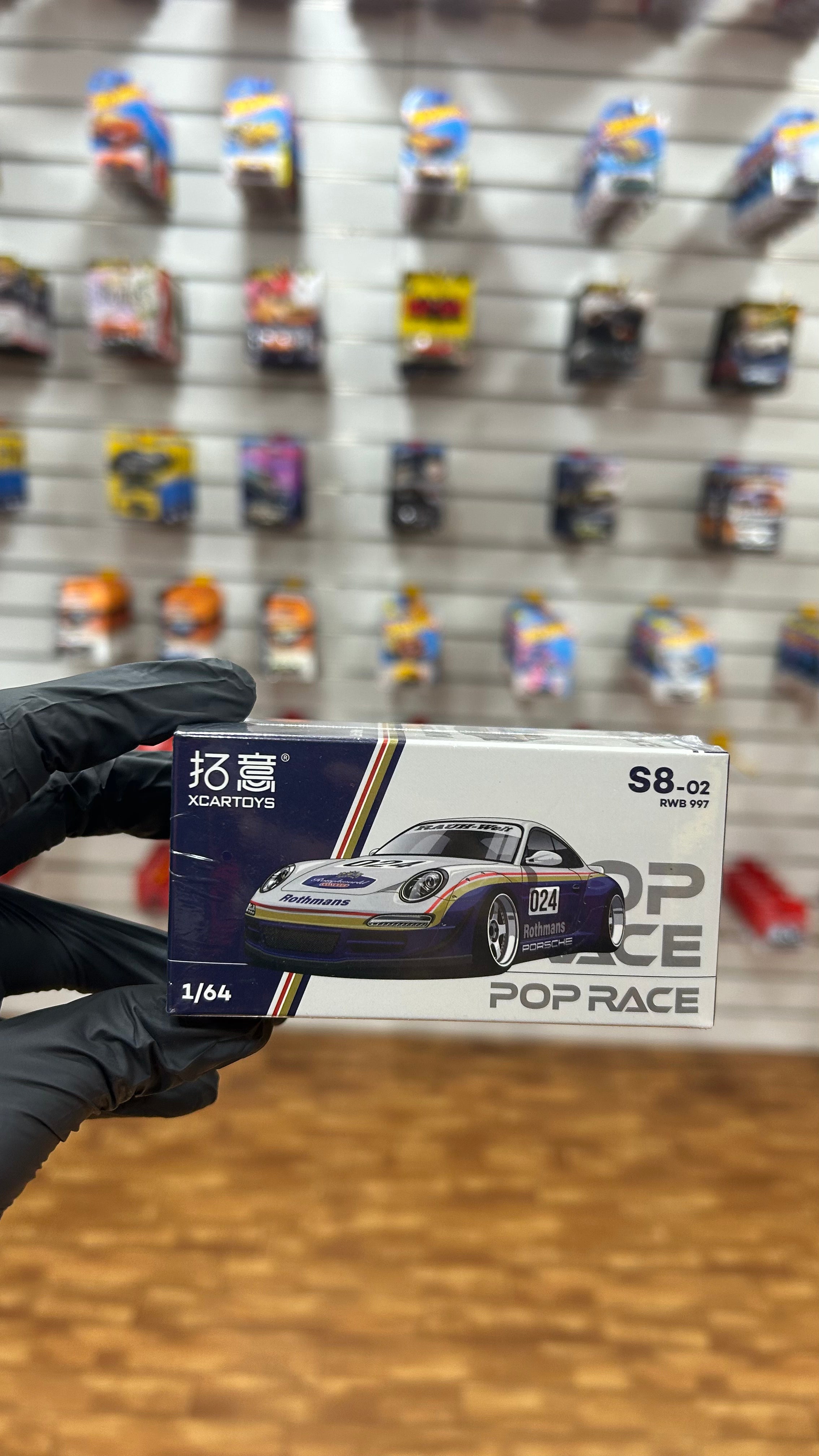 Pop Race 1:64 Scale 1:64 Porsche RWB 997