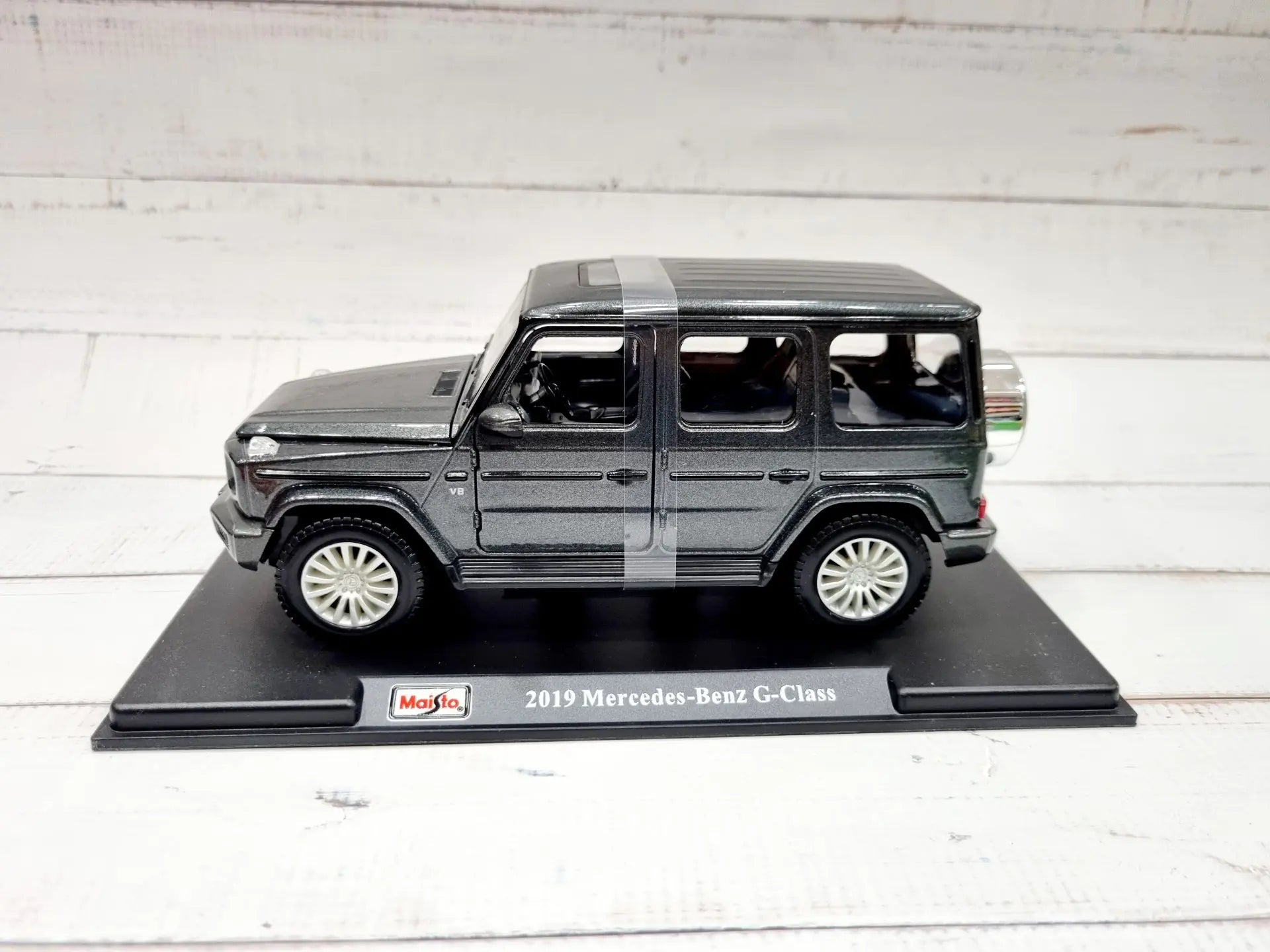 Maisto 1:24 2019 Mercedes-Benz G-Class Grey 51531G