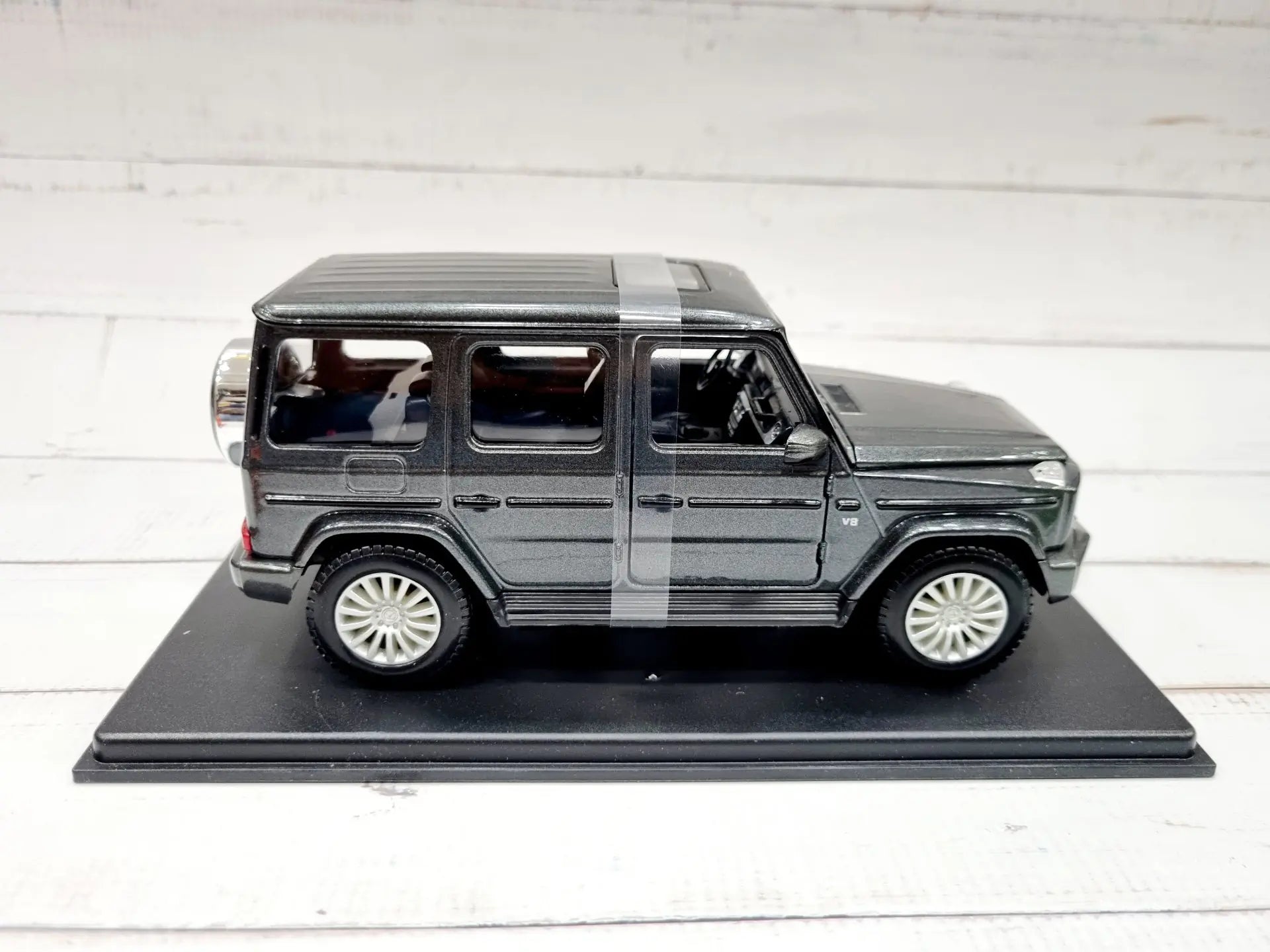 Maisto 1:24 2019 Mercedes-Benz G-Class Grey 51531G