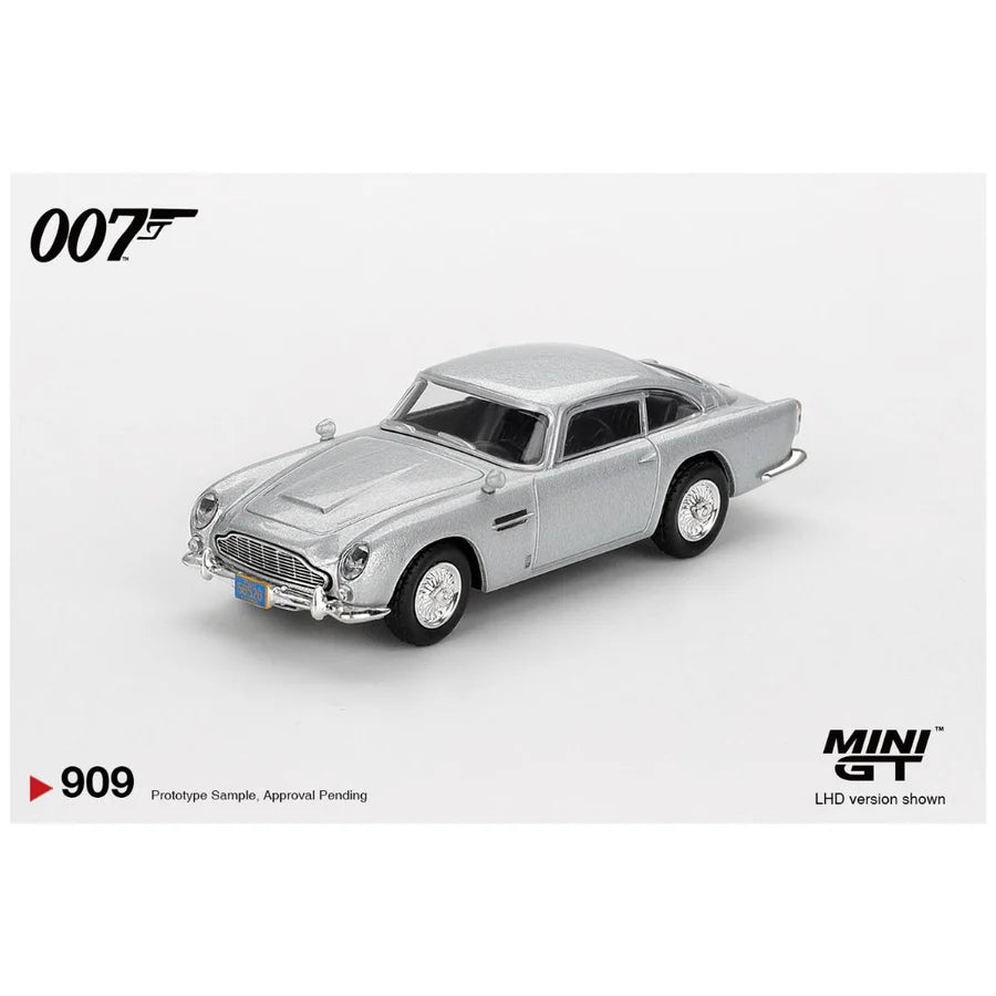 Mini GT Blister #909: Aston Martin DB5 “Casino Royale”