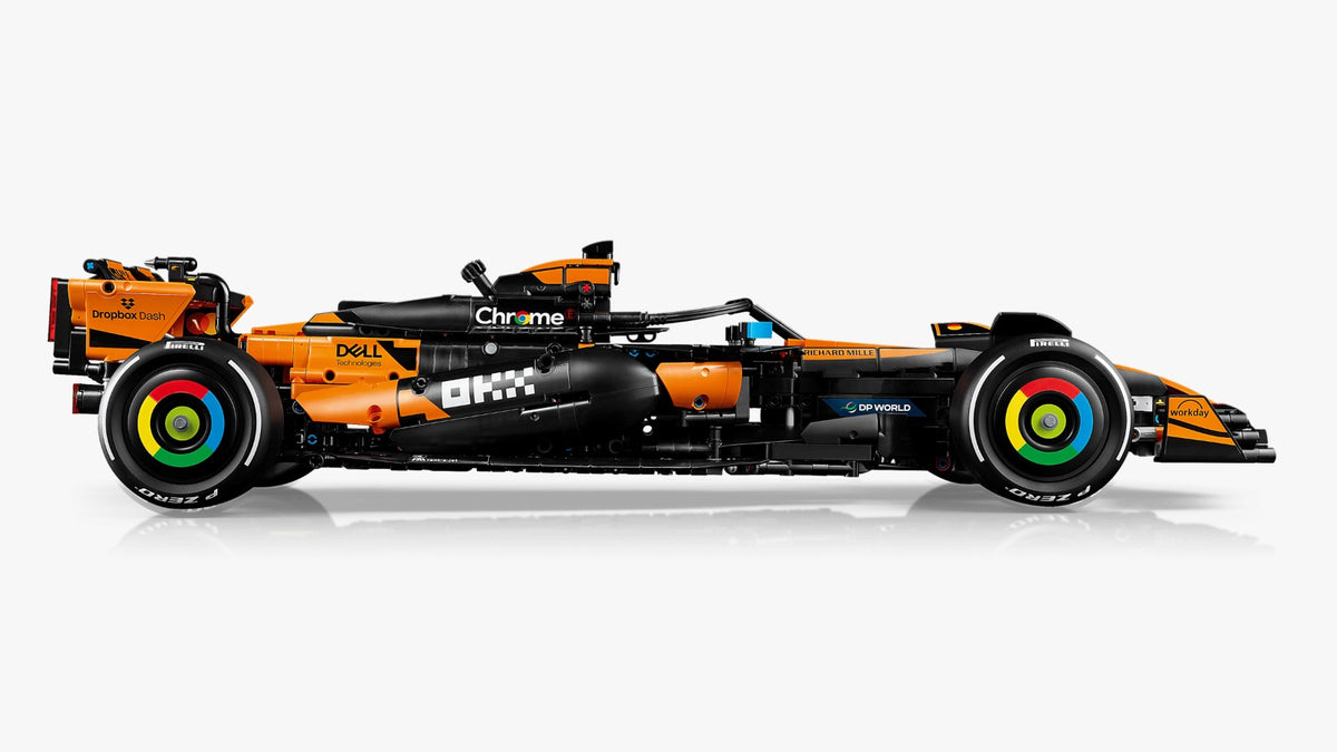 [Red Bull Racing RB20] [Ferrari SF-24] [Aston Martin Aramco AMR25 F1] [McLaren MCL39 F1] [Mercedes-AMG F1 W14 E] Car detailed 1:8 Scale Building Set Designed for Adult Fans and Collectors