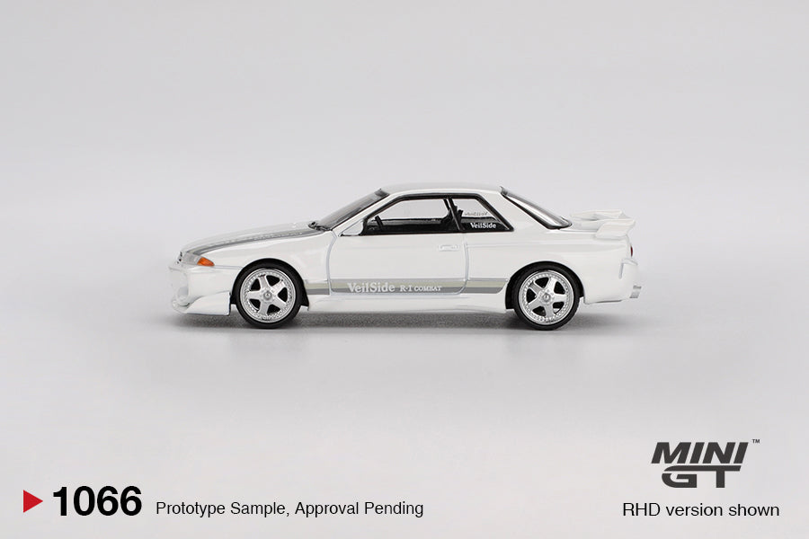 MINI GT Nissan Skyline GT-R (R32) VeilSide Combat C-I White