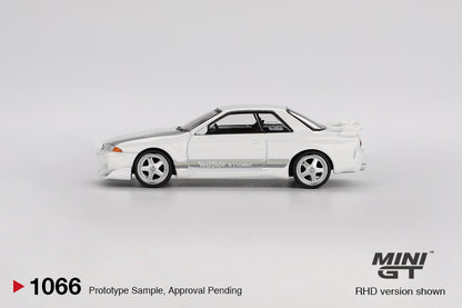 MINI GT Nissan Skyline GT-R (R32) VeilSide Combat C-I White