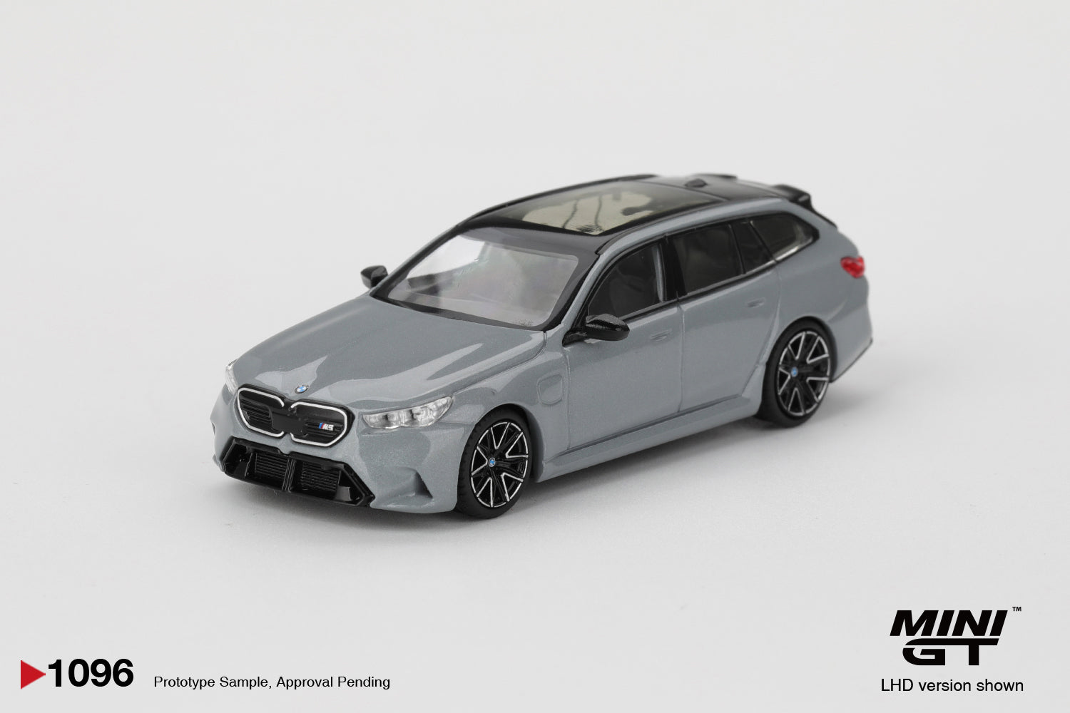 MINI GT BMW M5 Touring Brooklyn Grey Metallic