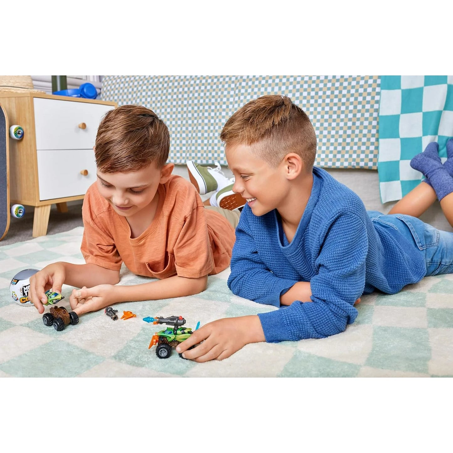 5 Surprise Monster Trucks Color Change Wave 2 Mystery Pack