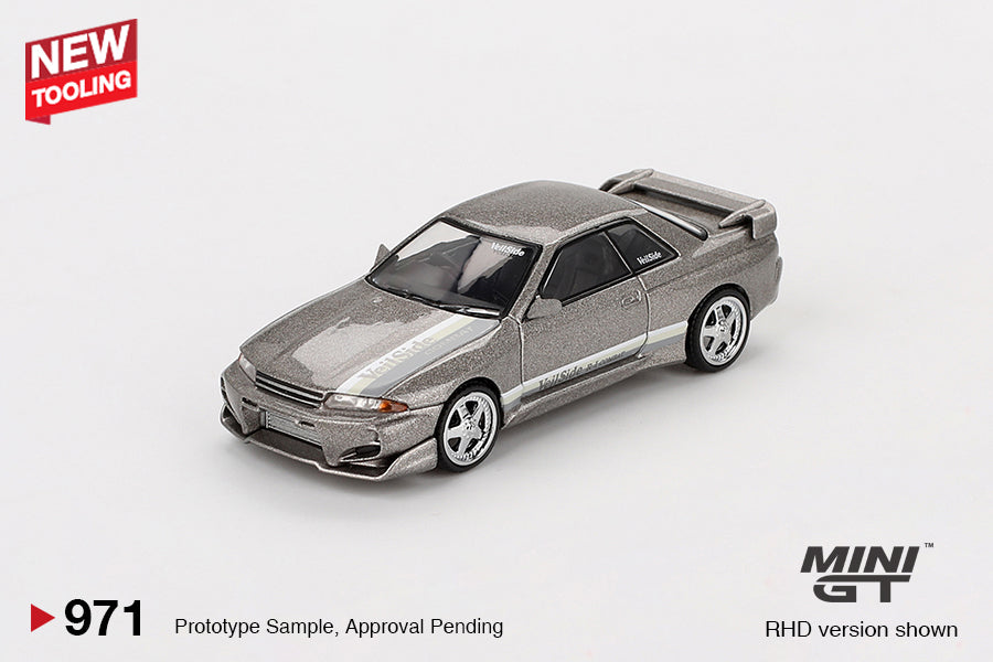 MINI GT Nissan Skyline GT-R grey display model Cocoland Toys