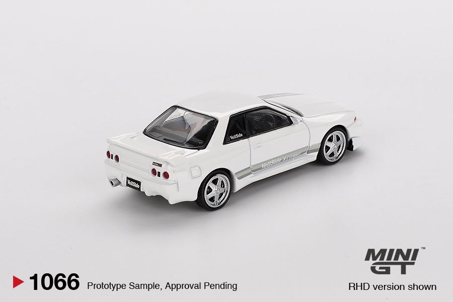 MINI GT Nissan Skyline GT-R (R32) VeilSide Combat C-I White