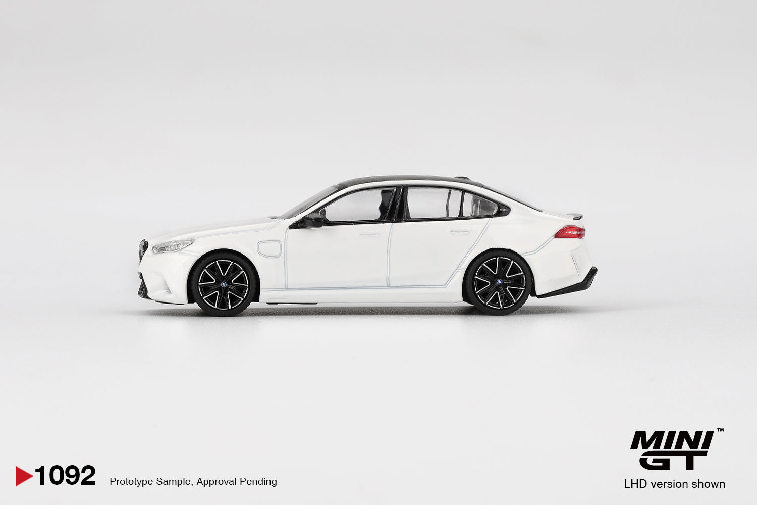 MINI GT BMW M5 Alpine White