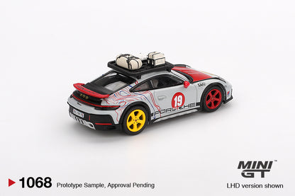 MINI GT Porsche 911 Dakar "Uncle Rally"